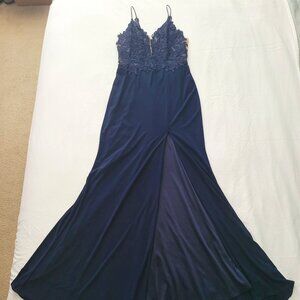 Elegant Navy Blue Lace Prom Dress
